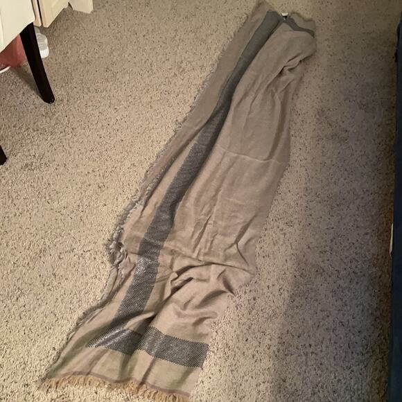 Paper source tan gray scarf NWT could be a mask - Picture 4 of 7